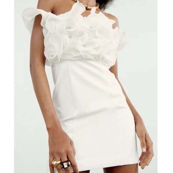 ZARA PLEATED RUFFLES BLOGGER  FAVORITES MINI DRESS SIZE LARGE - Picture 6 of 12